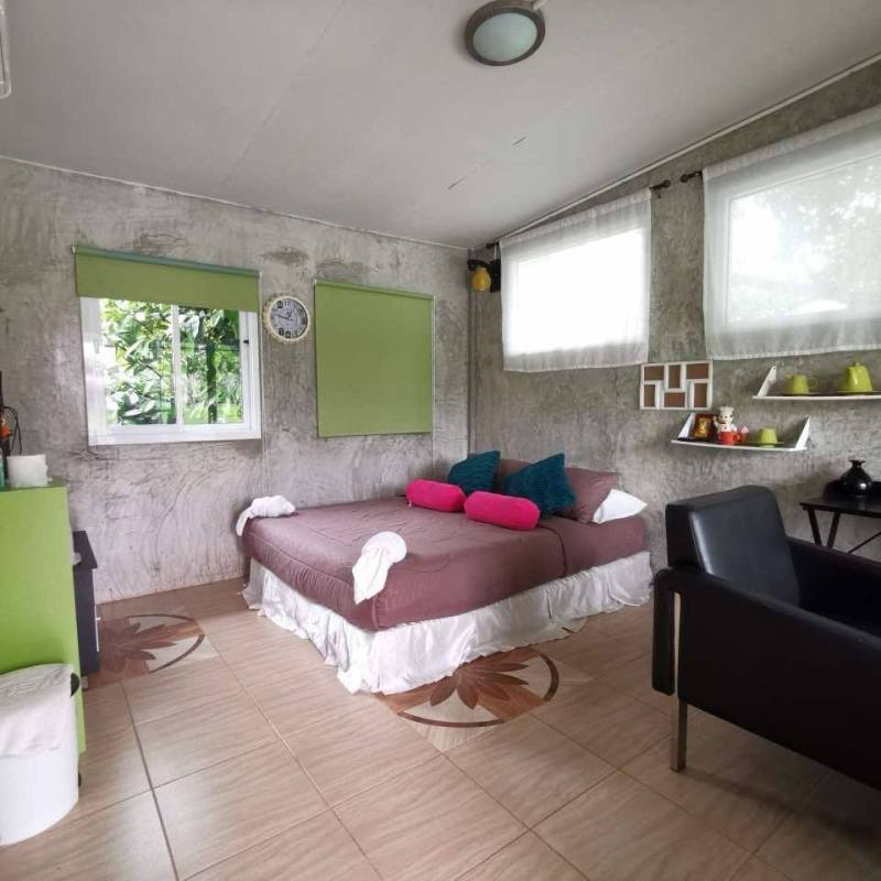 บ้านชมภู