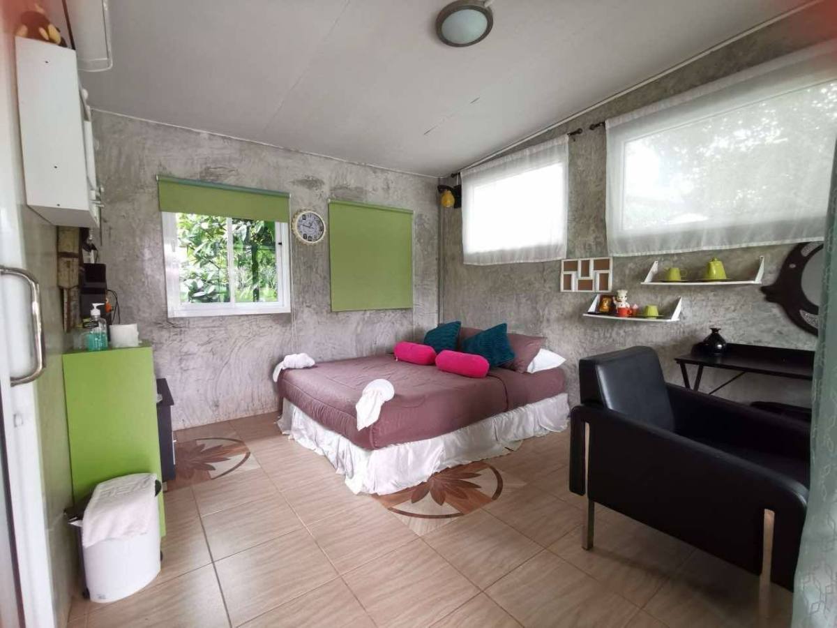 บ้านชมภู